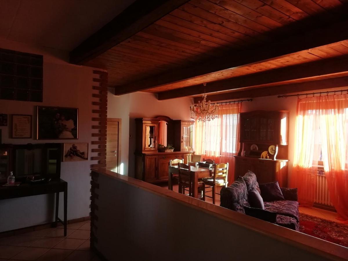Апартаменты Un Bell Incontro Borgo Ticino Экстерьер фото